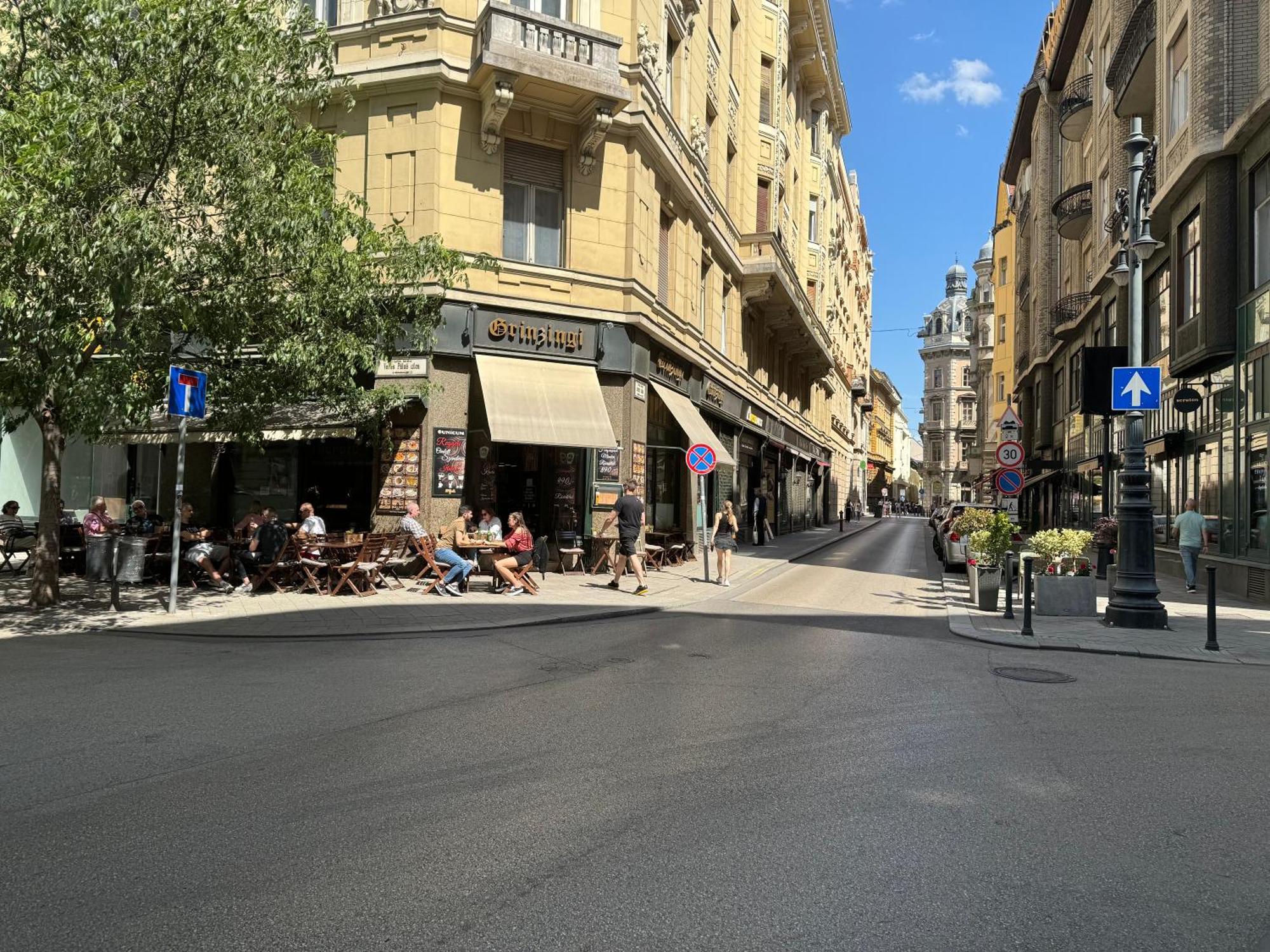Imola'S Place In Downtown Budapest By The Danube Exterior photo